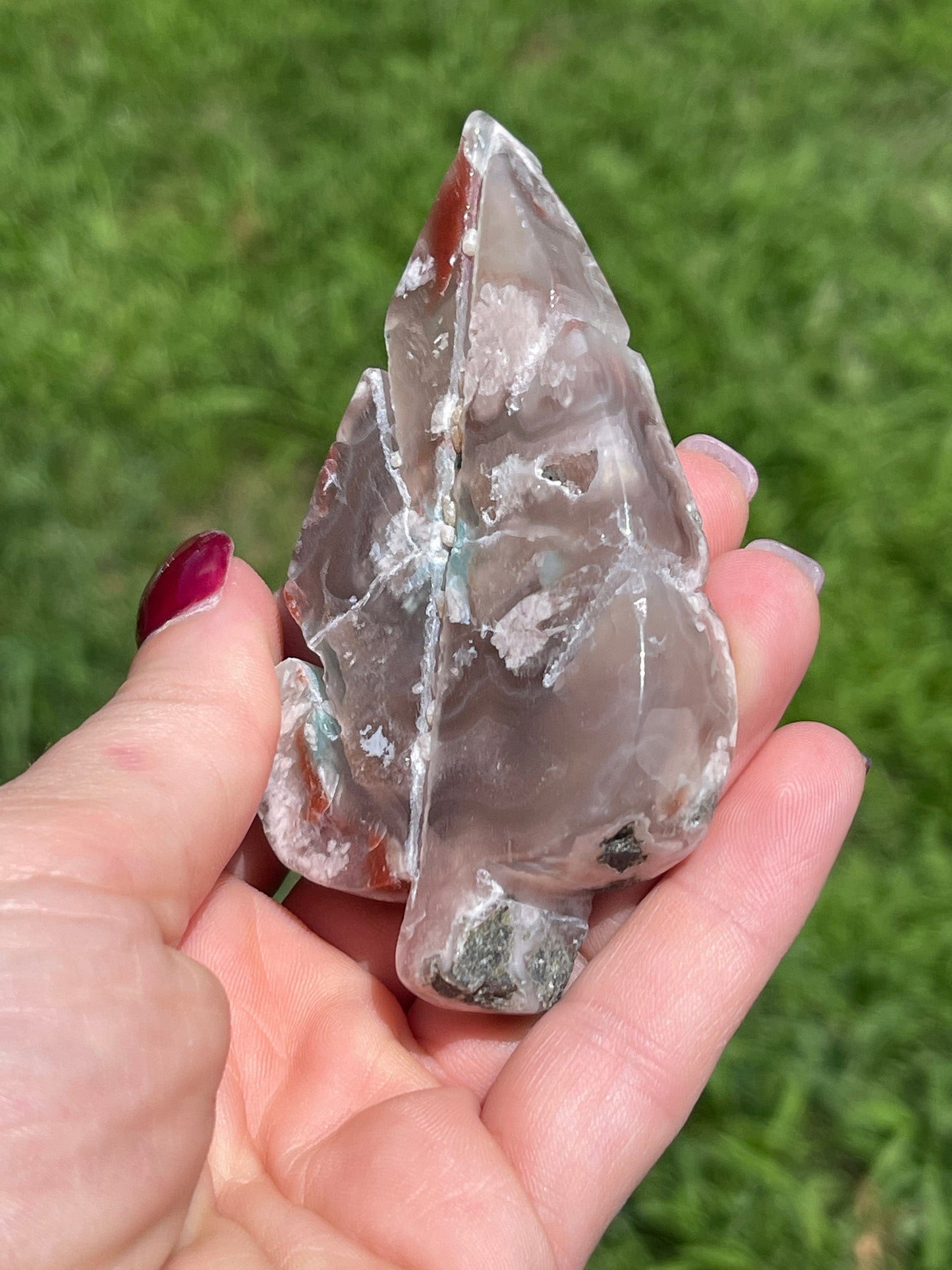 Flower Agate Leaf Carving with Druzy