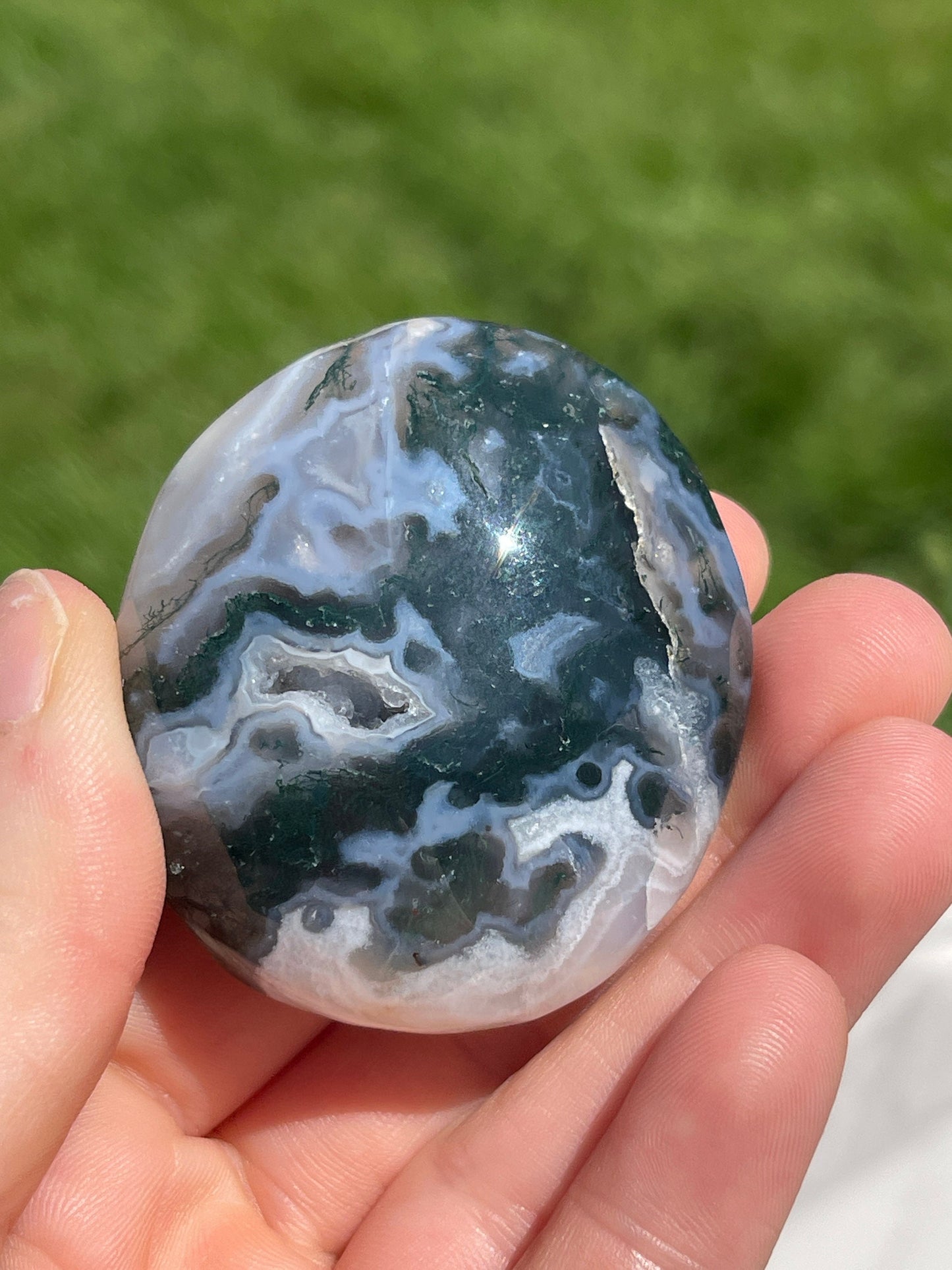 Moss Agate Palm Stone