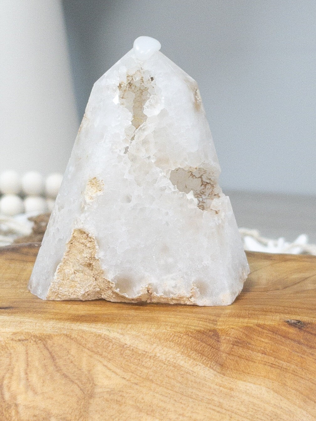 Snowflake agate tower