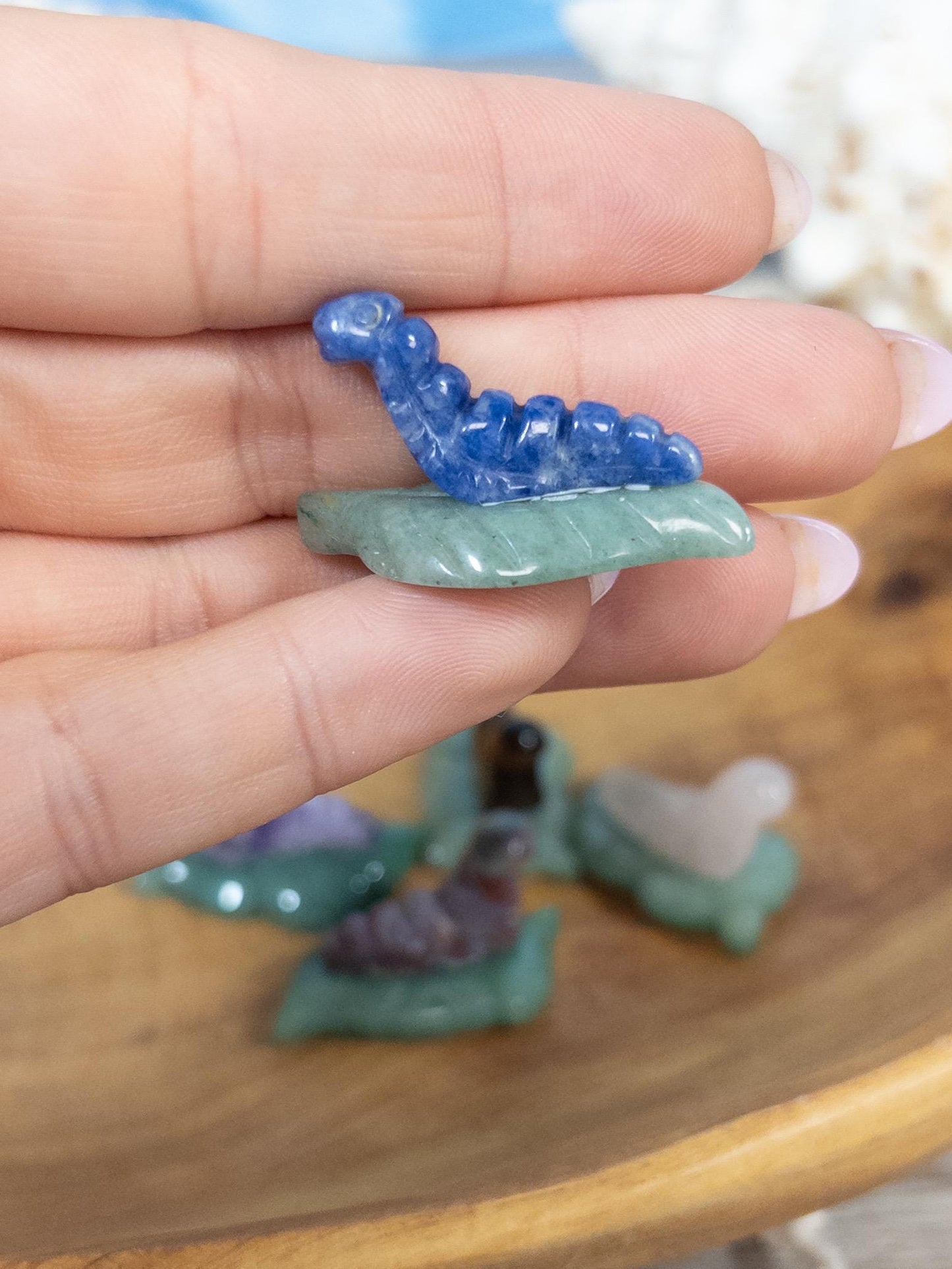 1 Intuitively Chosen Crystal Worm Carving