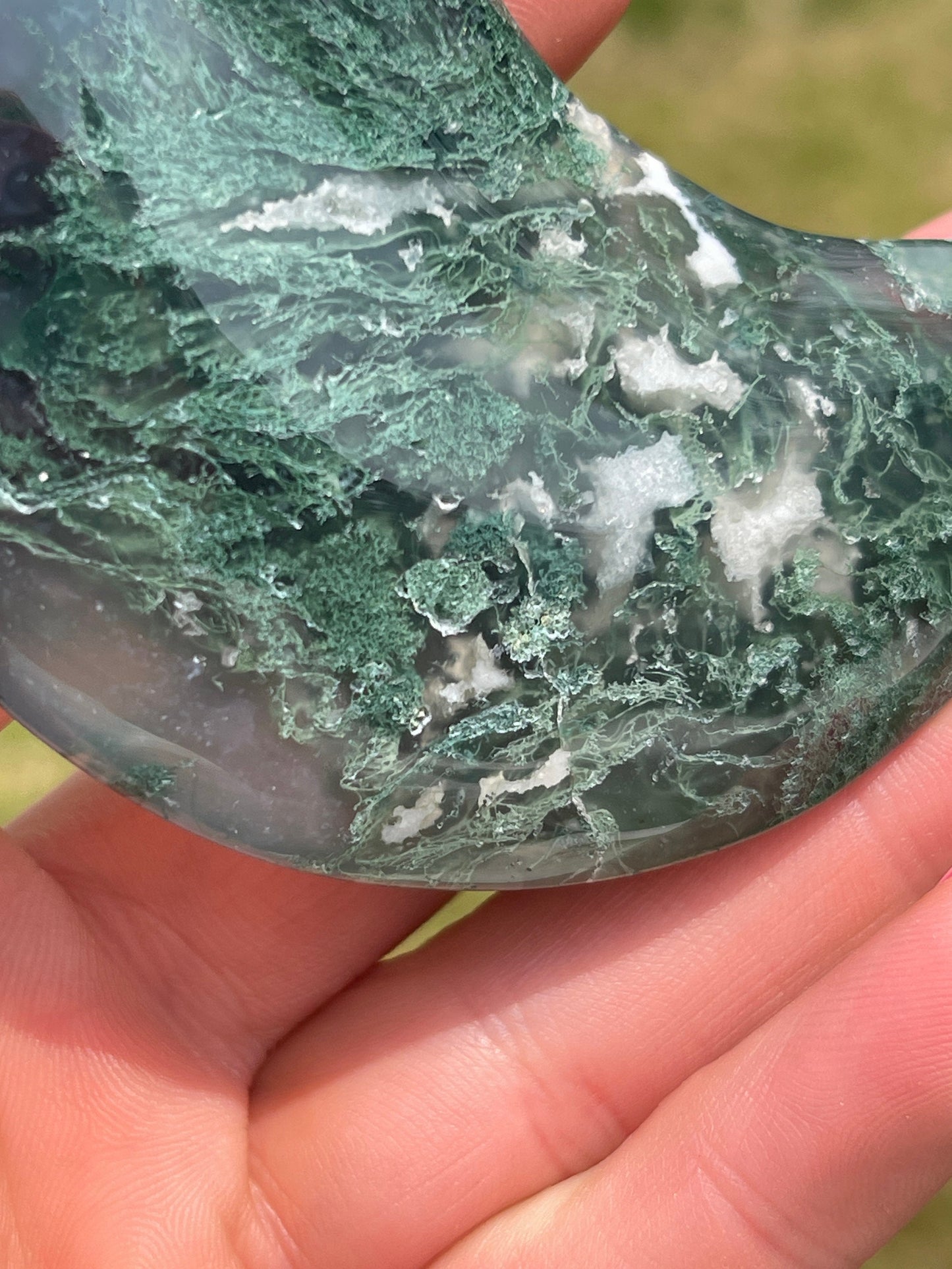 Moss Agate Moon Carving: Crystal Meditation Stone