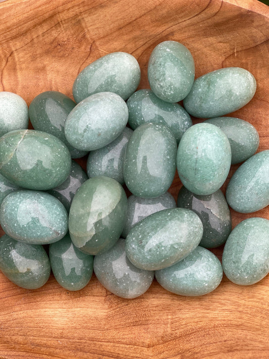 Green Aventurine Tumbled Stone: Abundance, Prosperity, Luck