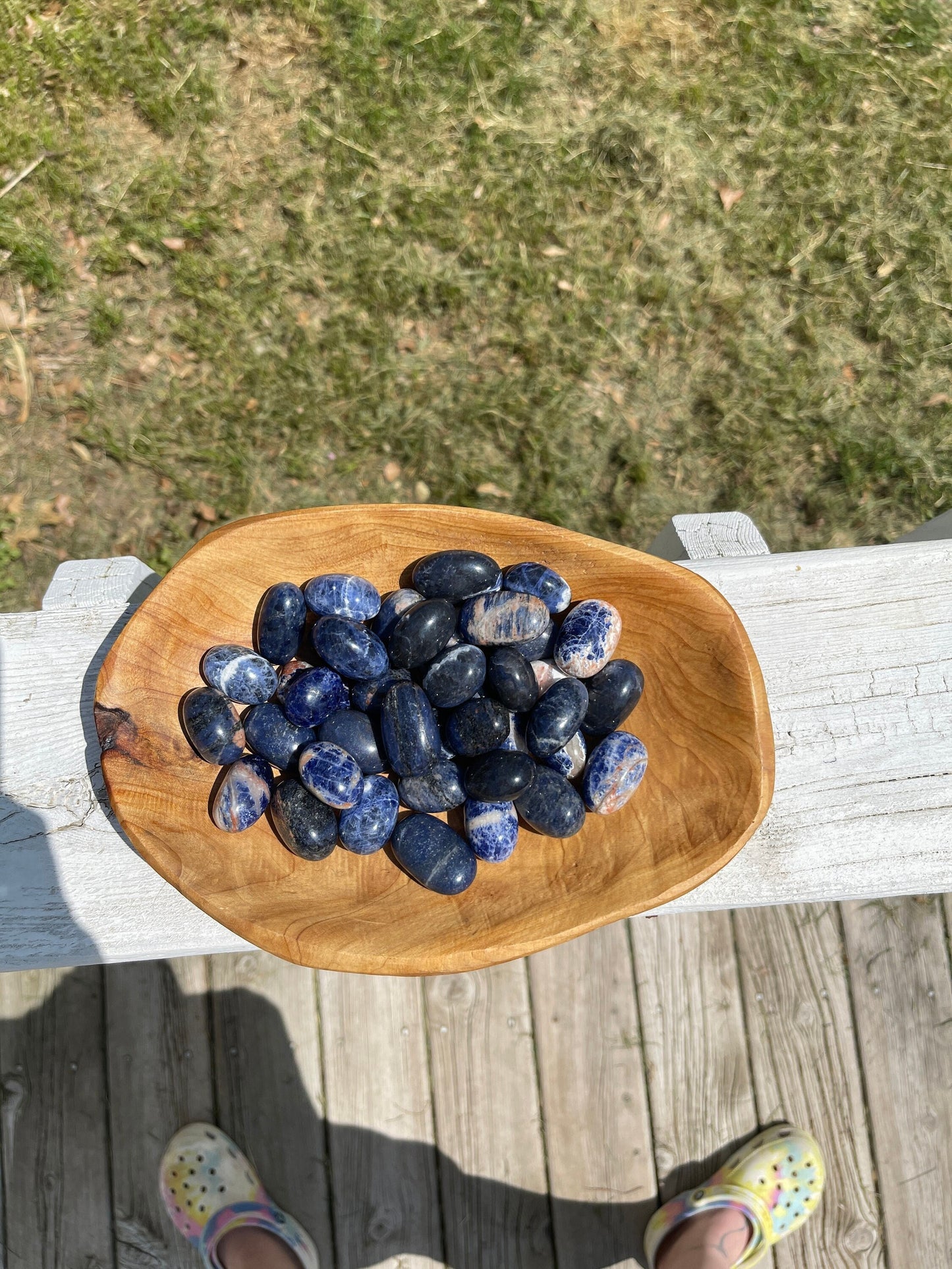 Sodalite Tumbled Stone: Meditation Pocket Crystal