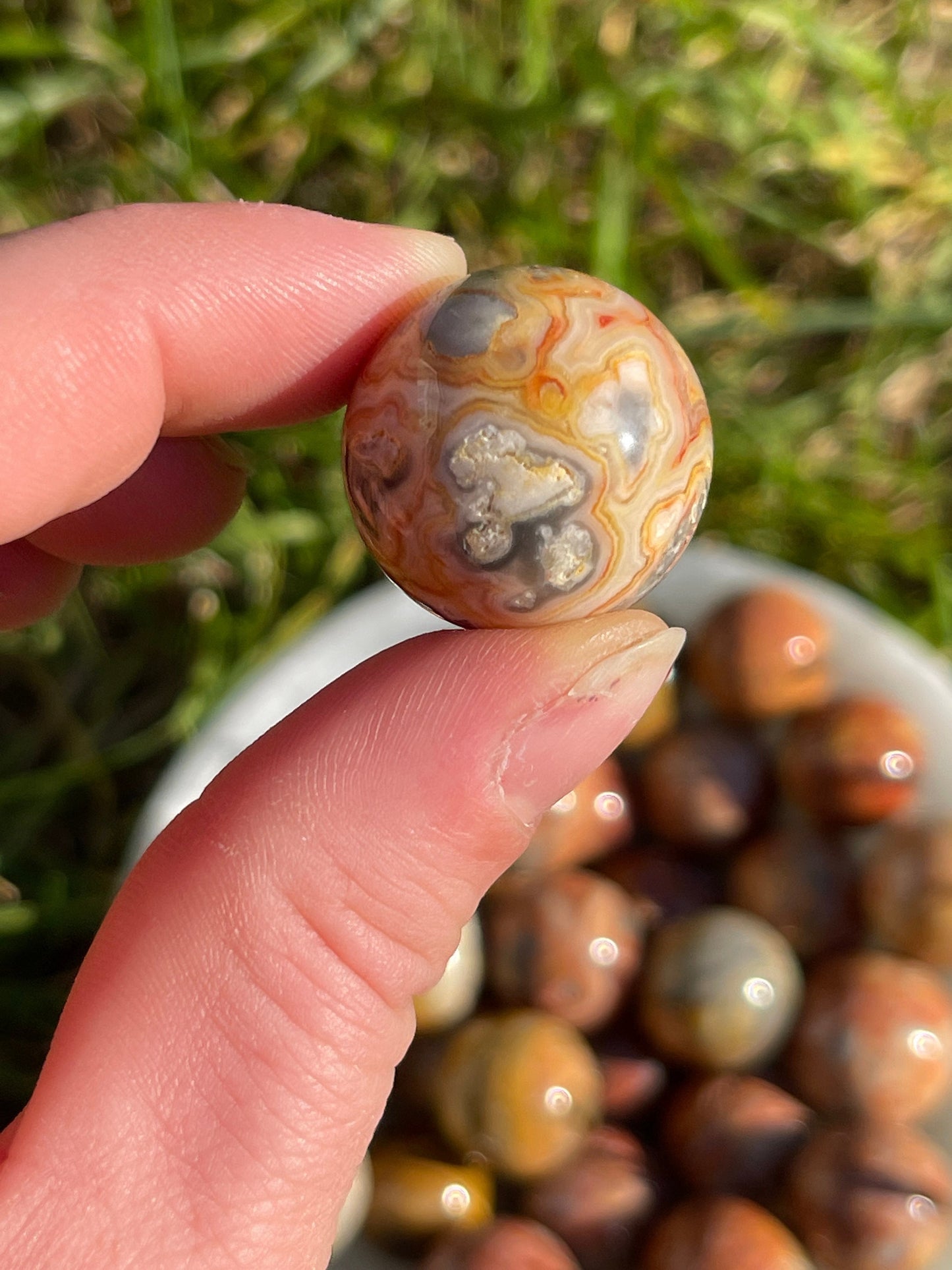 1 Crazy Lace Agate mini sphere