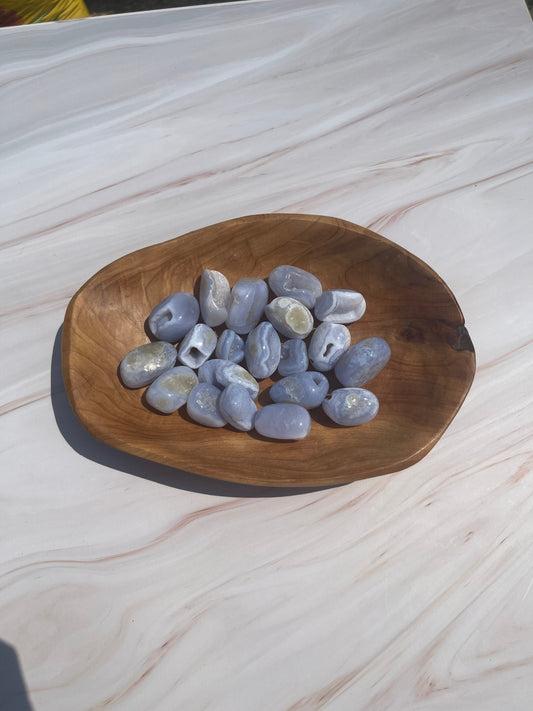 Blue Lace Agate Tumbled Stone: Calming Meditation Crystal