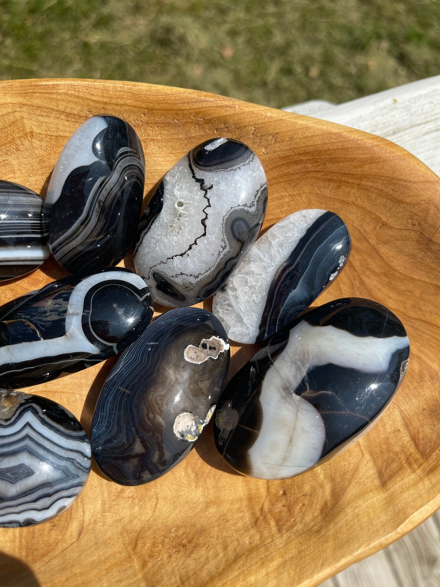 1 Sardonyx Palm Stone