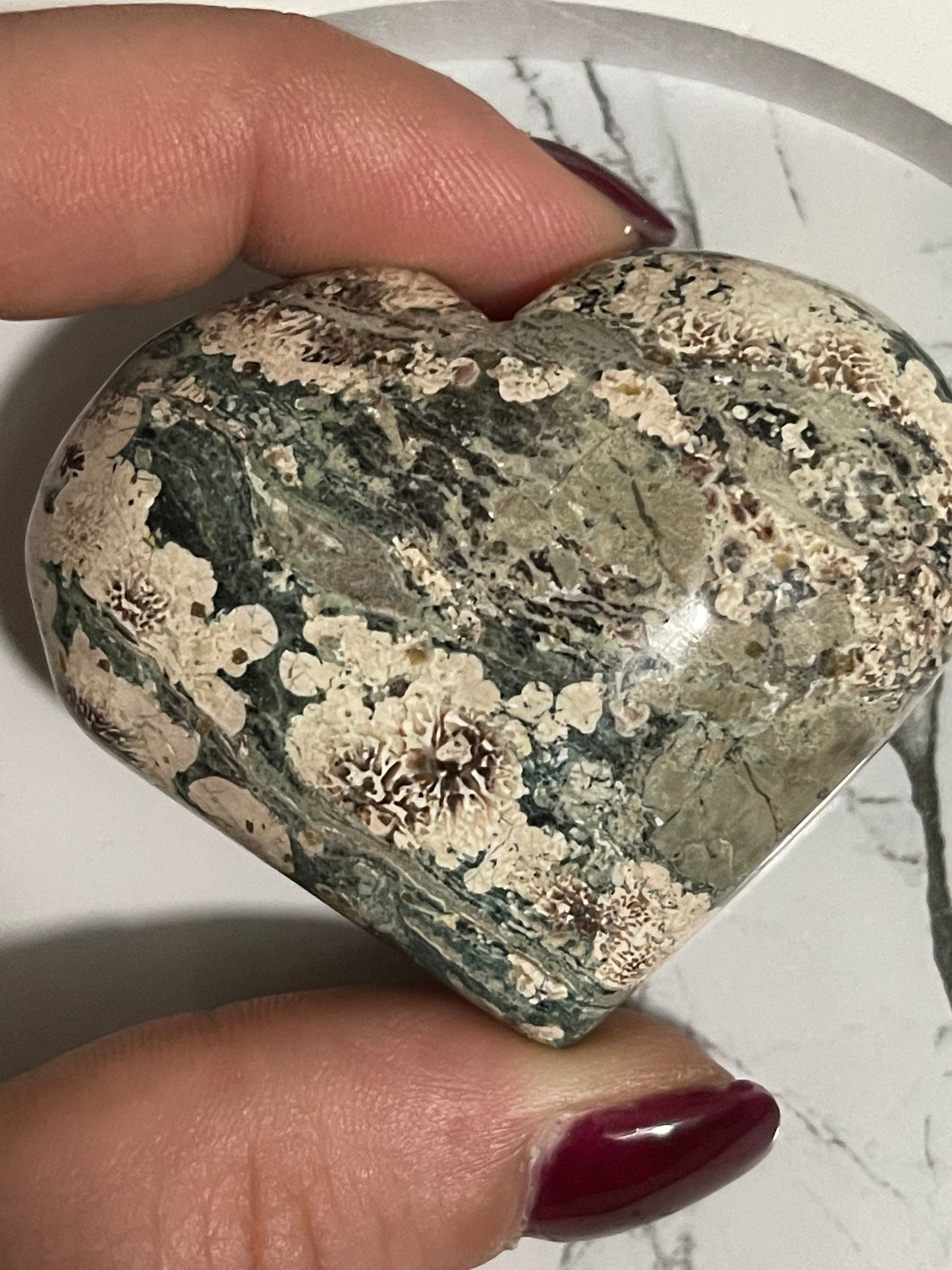 1 Flower Rhyolite Heart Palm Stone