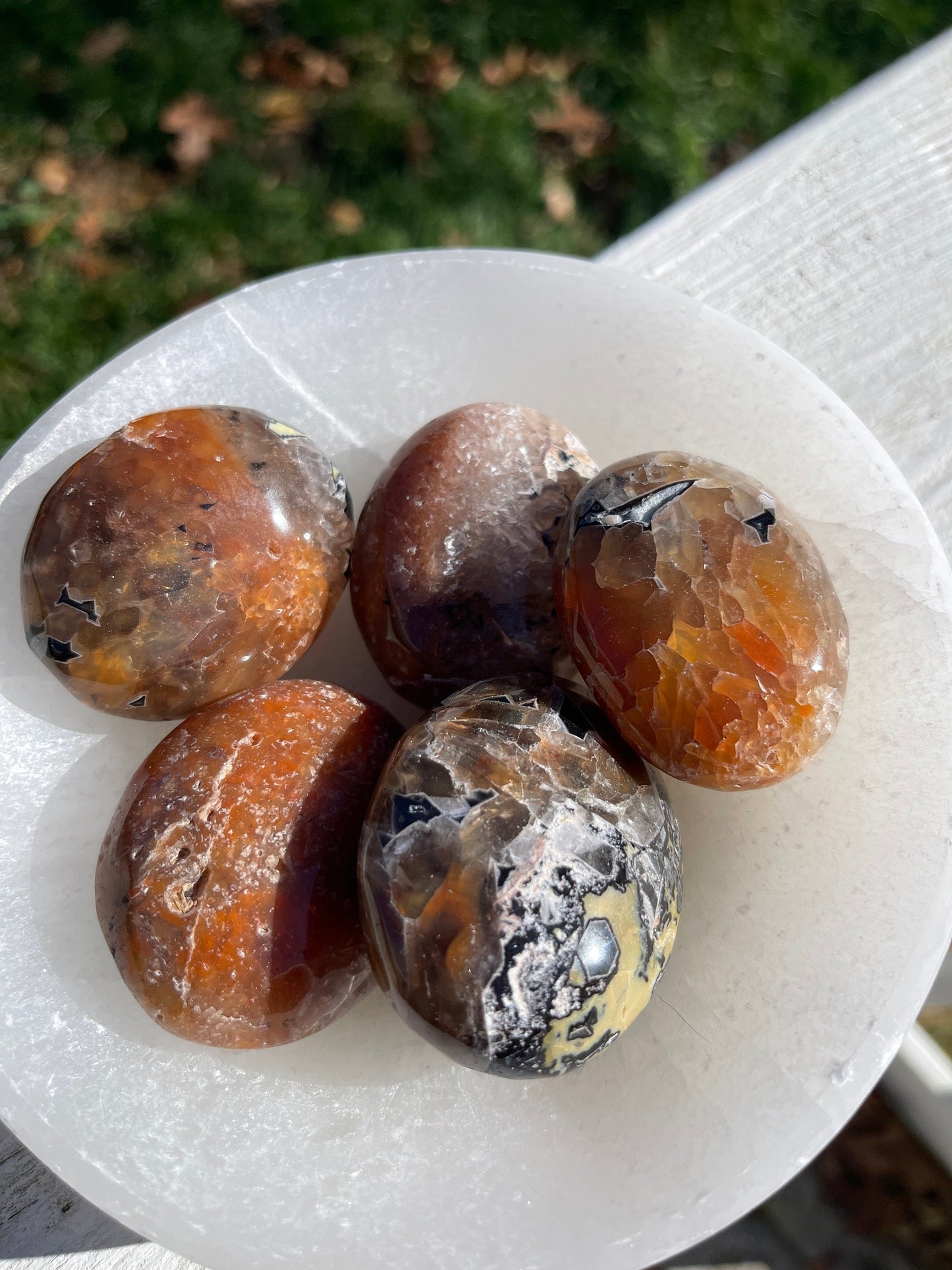 1 Mosaic chalcedony quartz palm stone