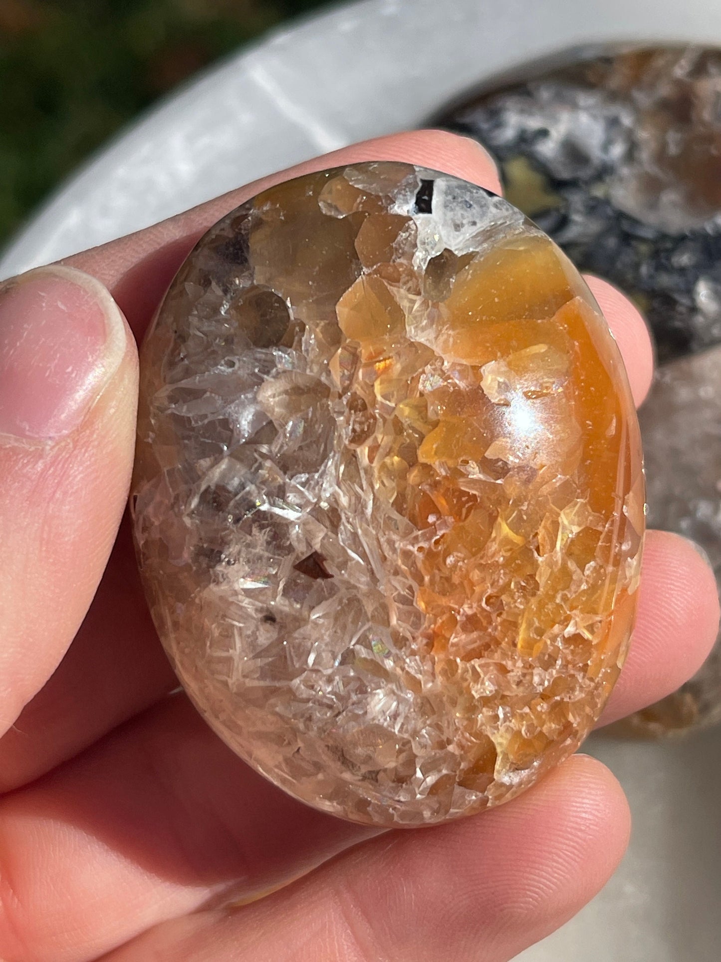1 Mosaic chalcedony quartz palm stone