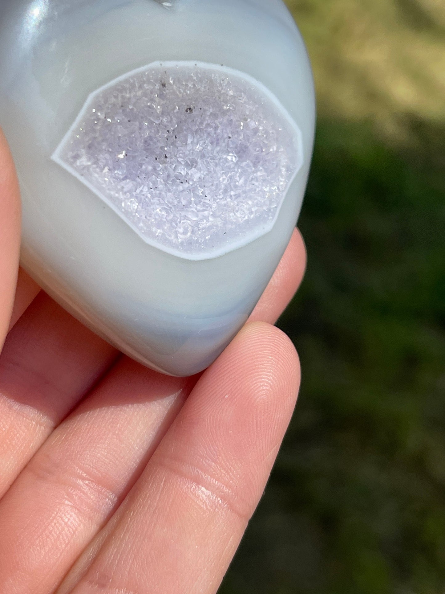 Druzy Agate Heart Carving