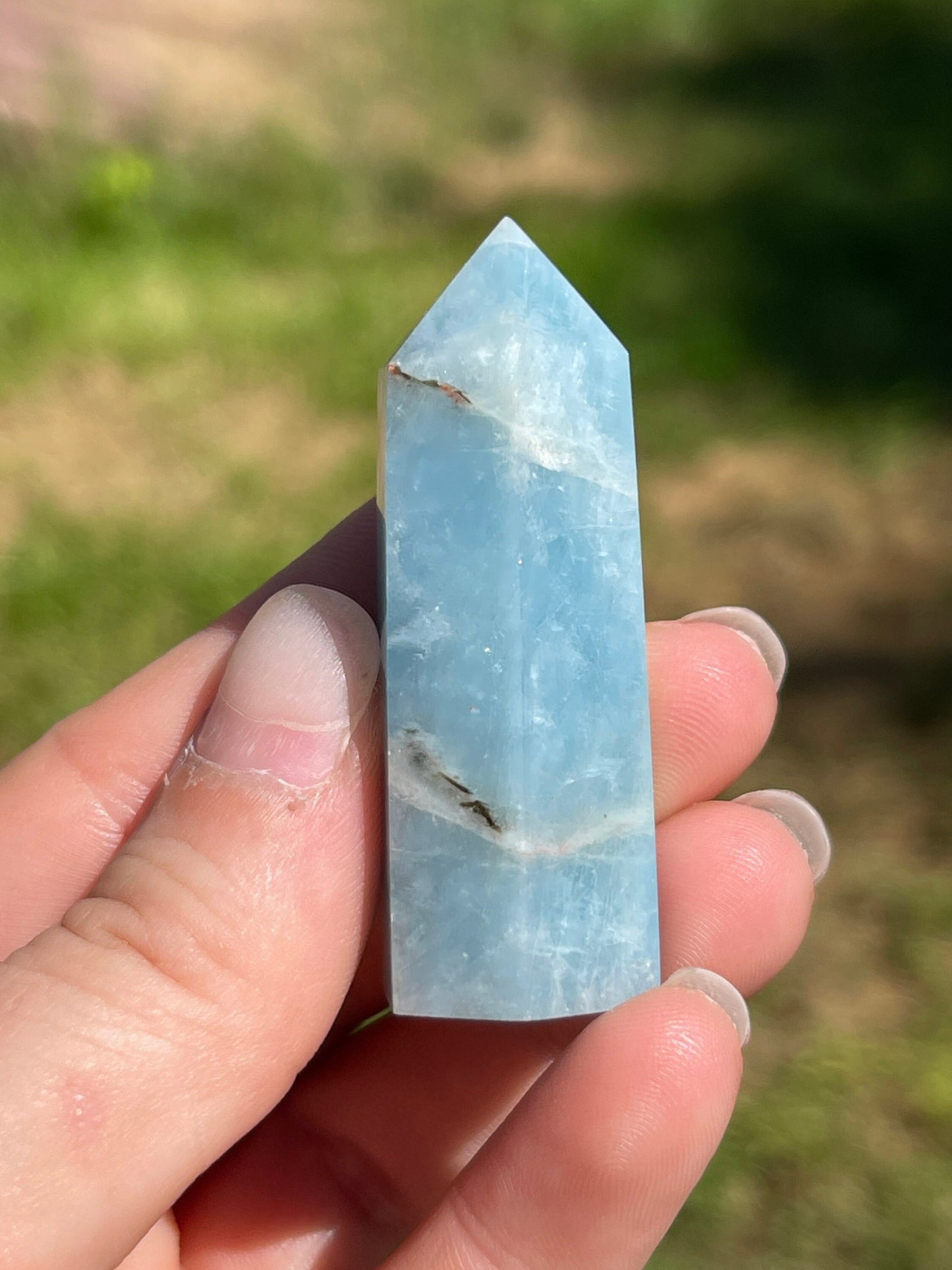 Aquamarine Tower Point - Metaphysical Crystal Energy