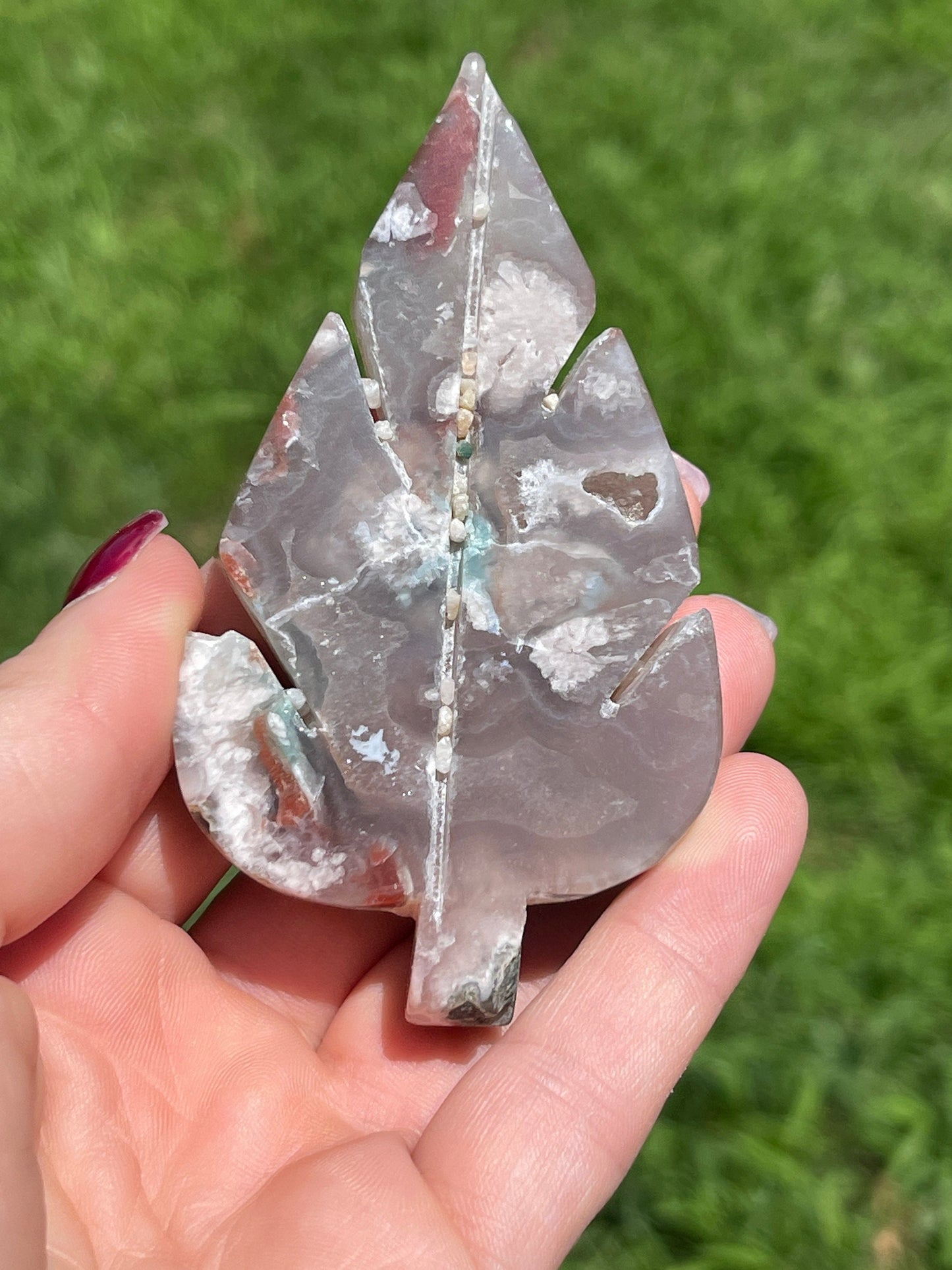 Flower Agate Leaf Carving with Druzy