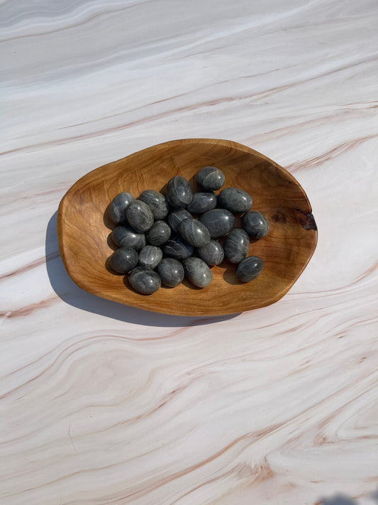 Labradorite Tumbled Stone: Pocket Meditation Crystal