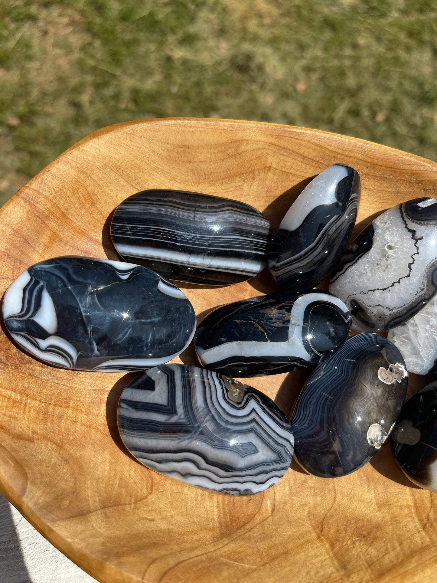 1 Sardonyx Palm Stone