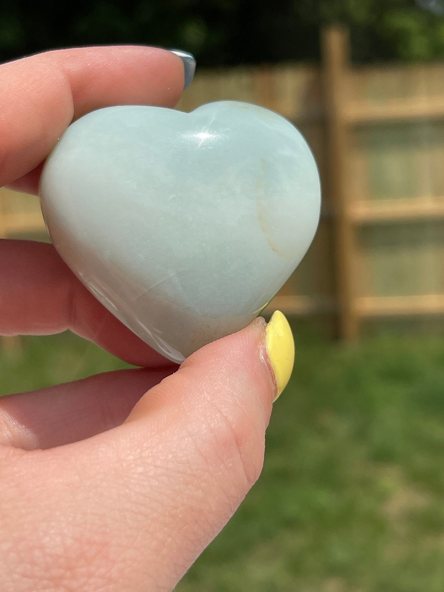 1 Higher quality green flower agate heart palm stone