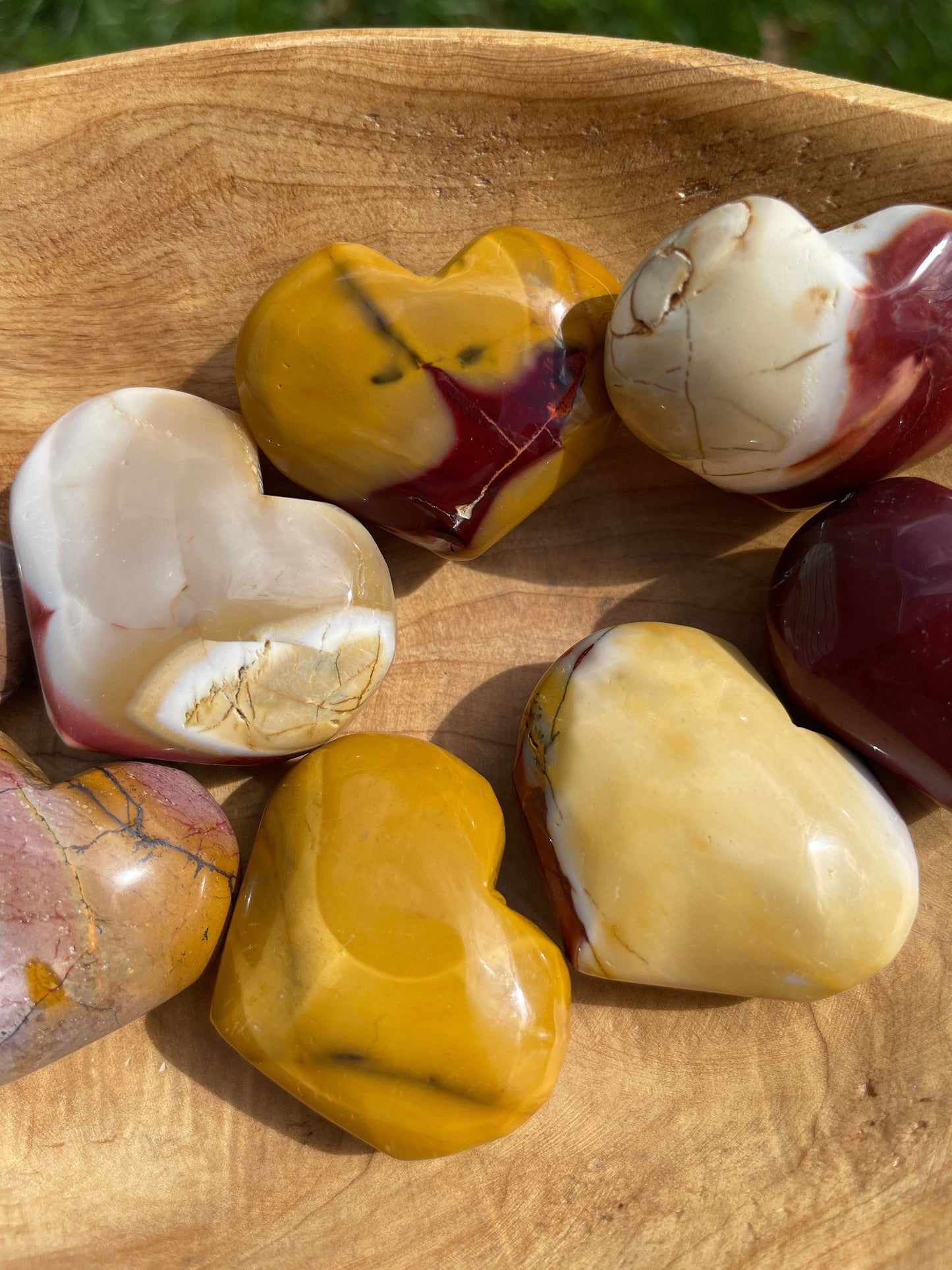 Mookaite Jasper Heart Palm Stone: Meditation Crystal Carving