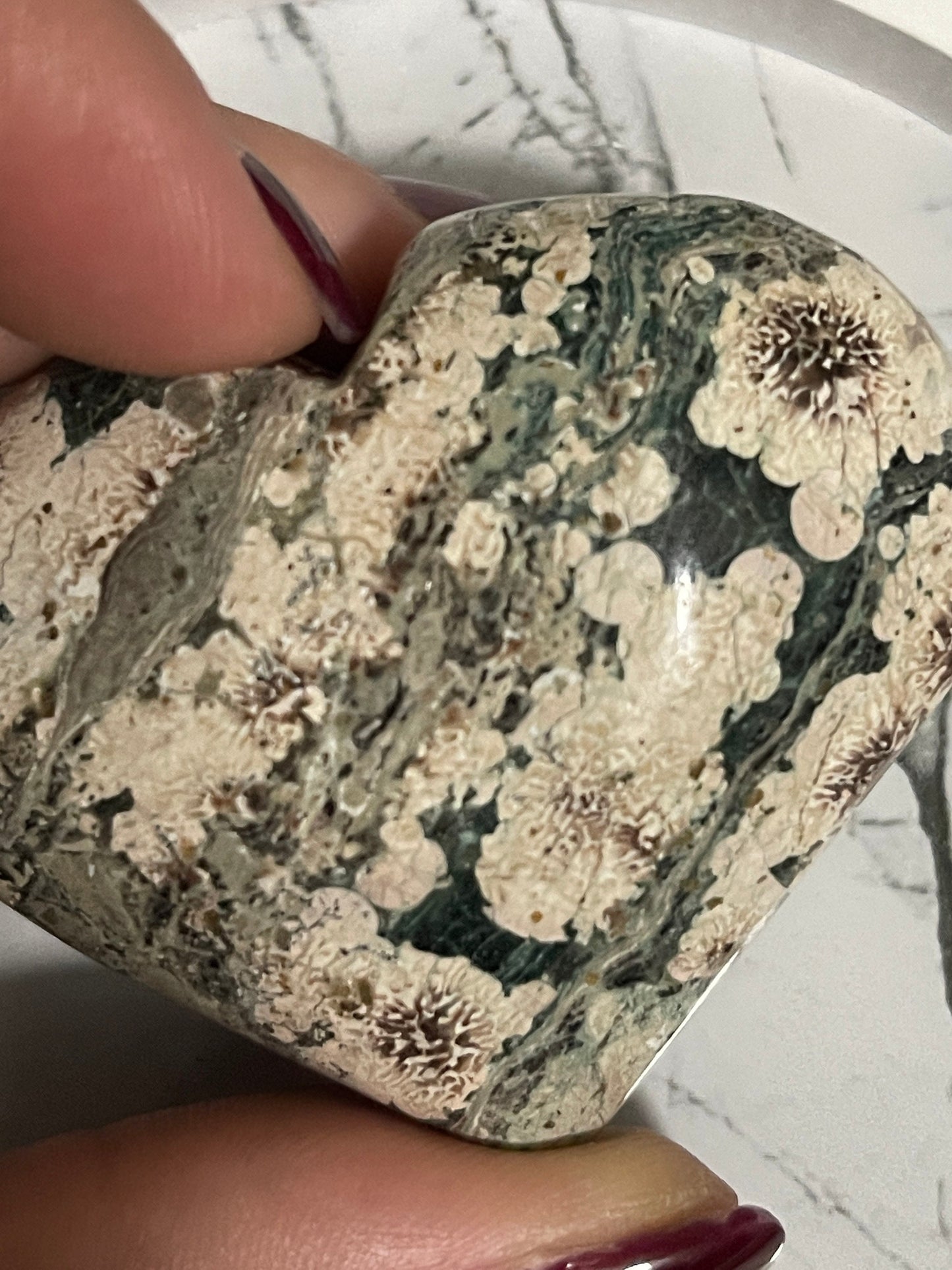 1 Flower Rhyolite Heart Palm Stone