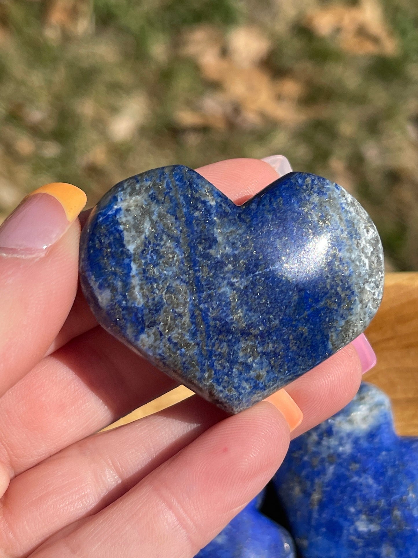 1 Lapis lazuli crystal heart carving