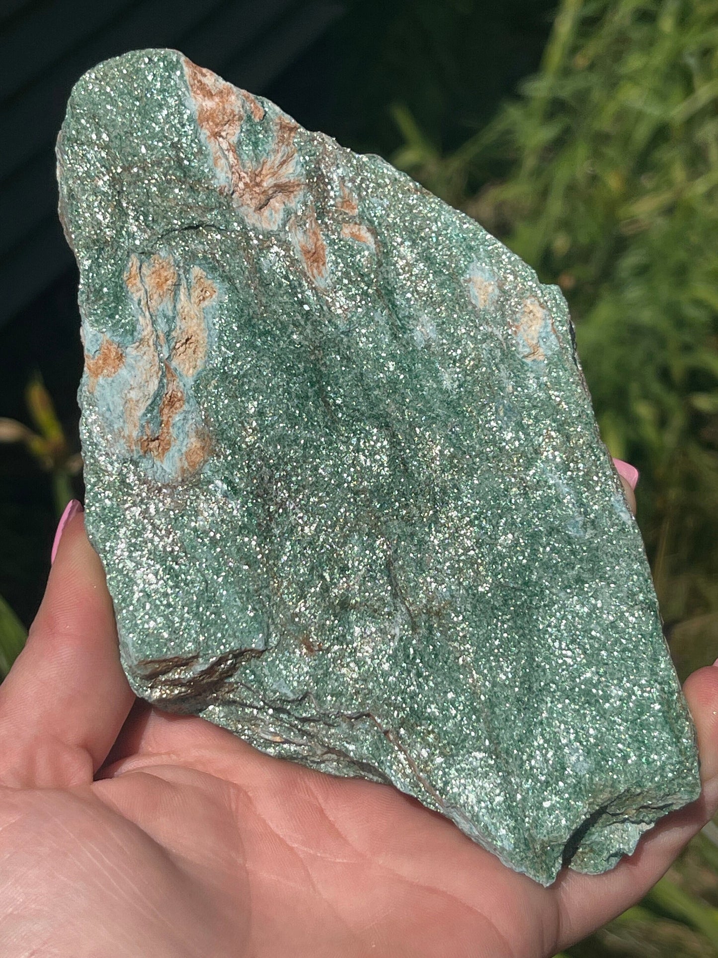 Raw green mica (fuchsite)
