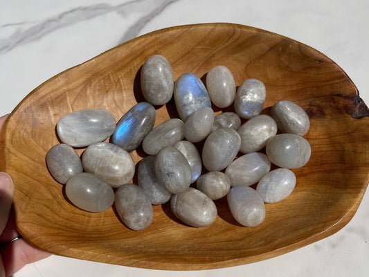1 Moonstone Tumbled Stone | crystal carving | meditation crystal | stress relief | blue flash