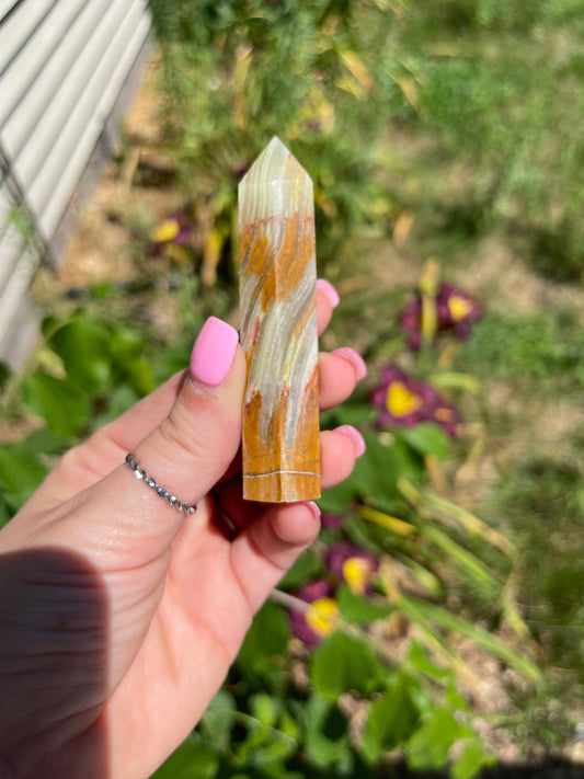 Banded Green Onyx Crystal Point Tower