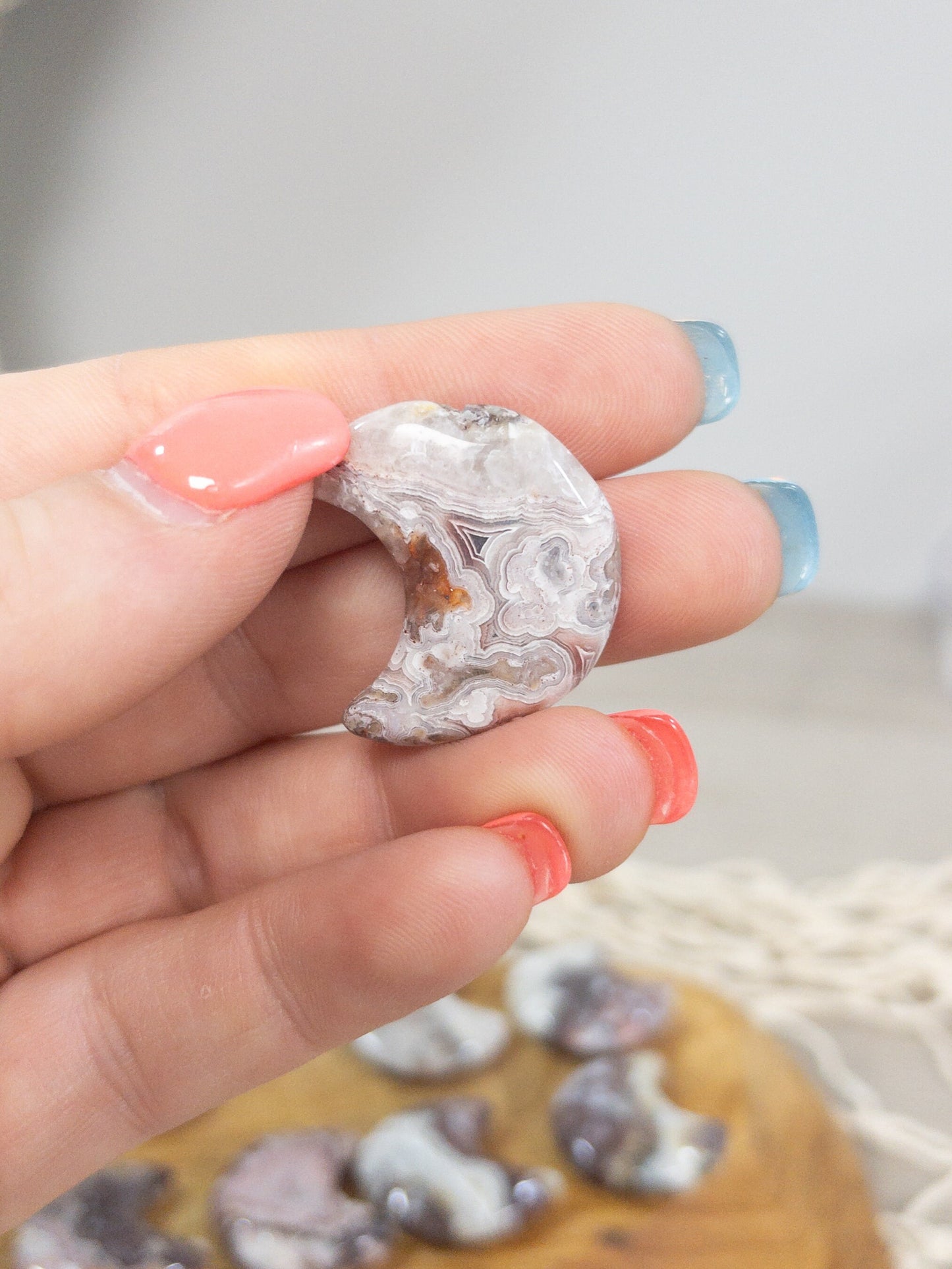 Mexican Agate Moon Carving