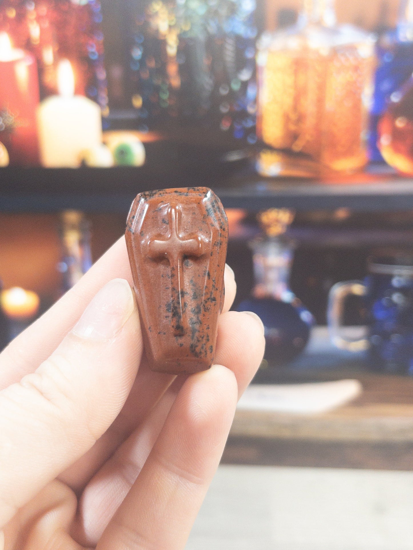 Mixed material mini coffin carving
