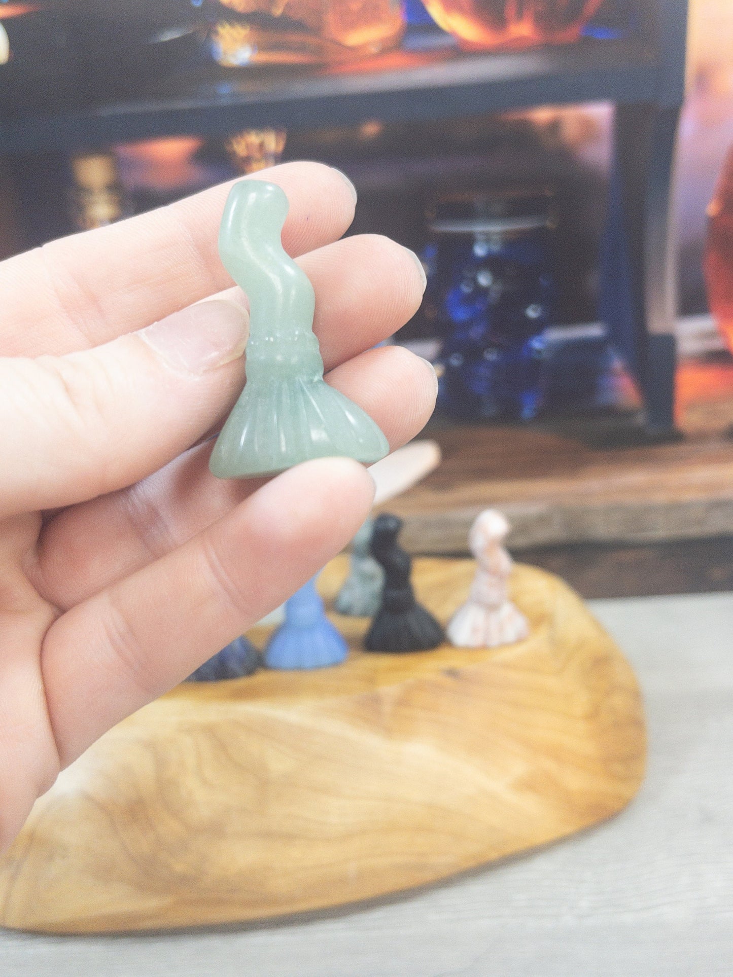 1 Mini witches broom carving | Halloween carvings