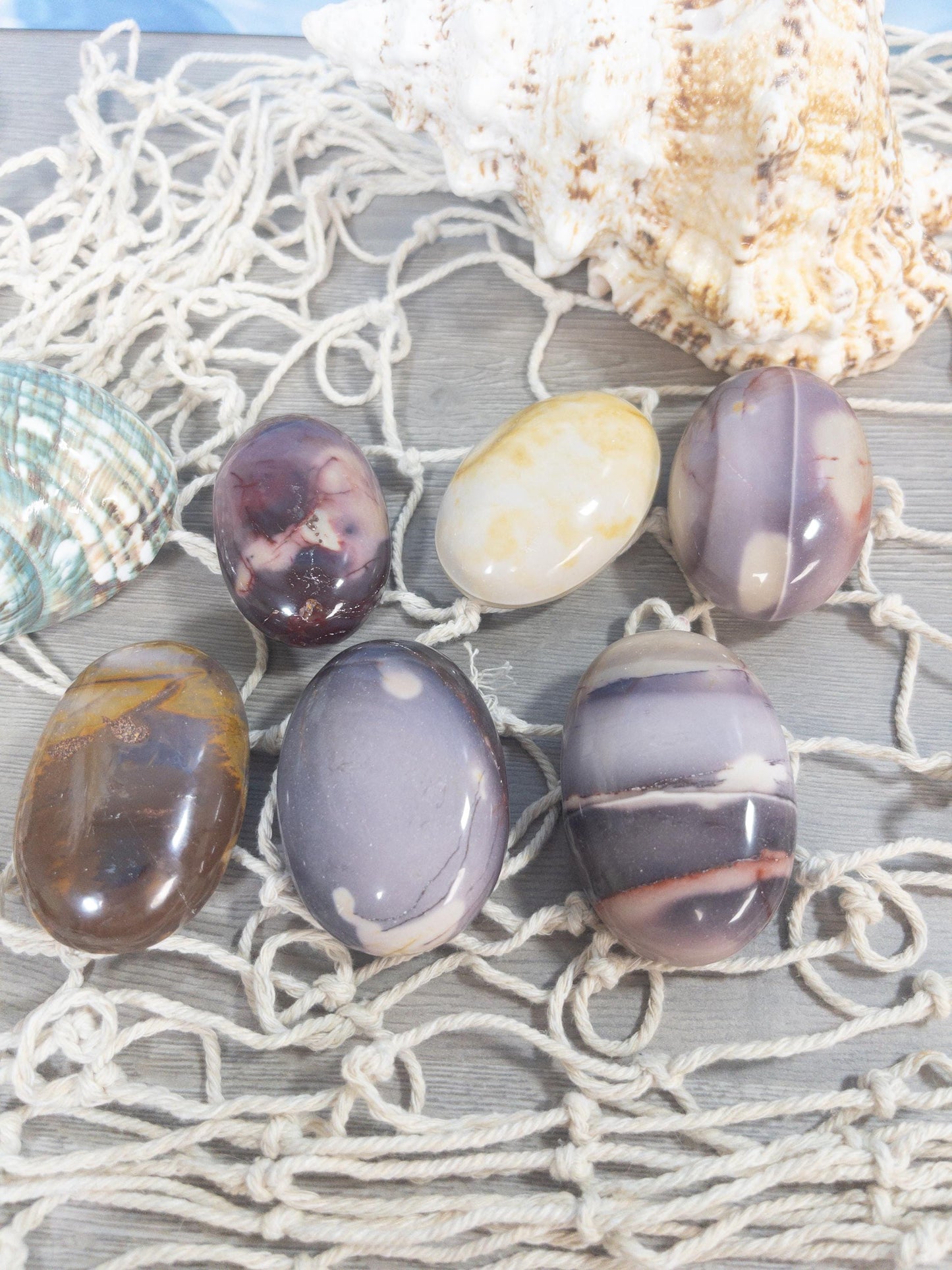 Mookaite Jasper Palm Stone: Australian Crystal Carving