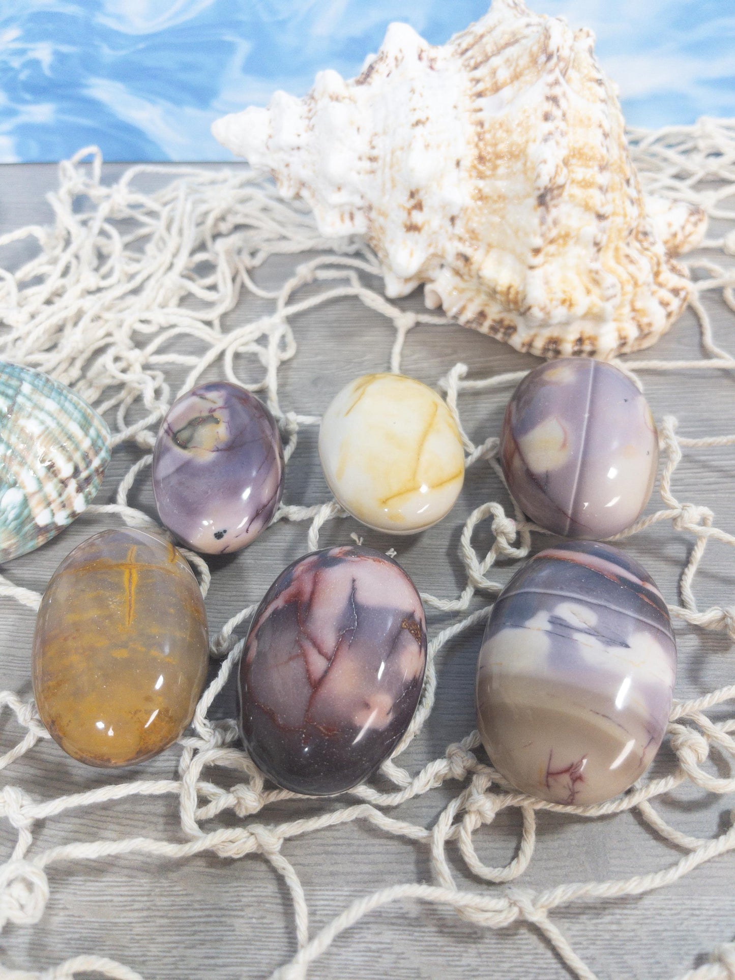 Mookaite Jasper Palm Stone: Australian Crystal Carving