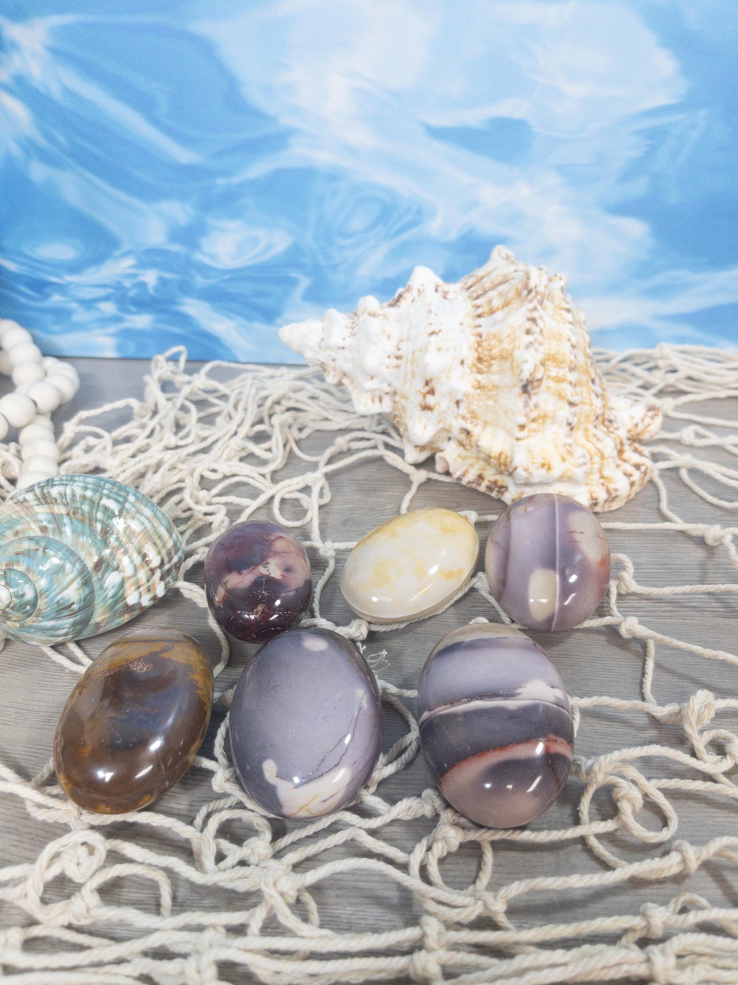 Mookaite Jasper Palm Stone: Australian Crystal Carving