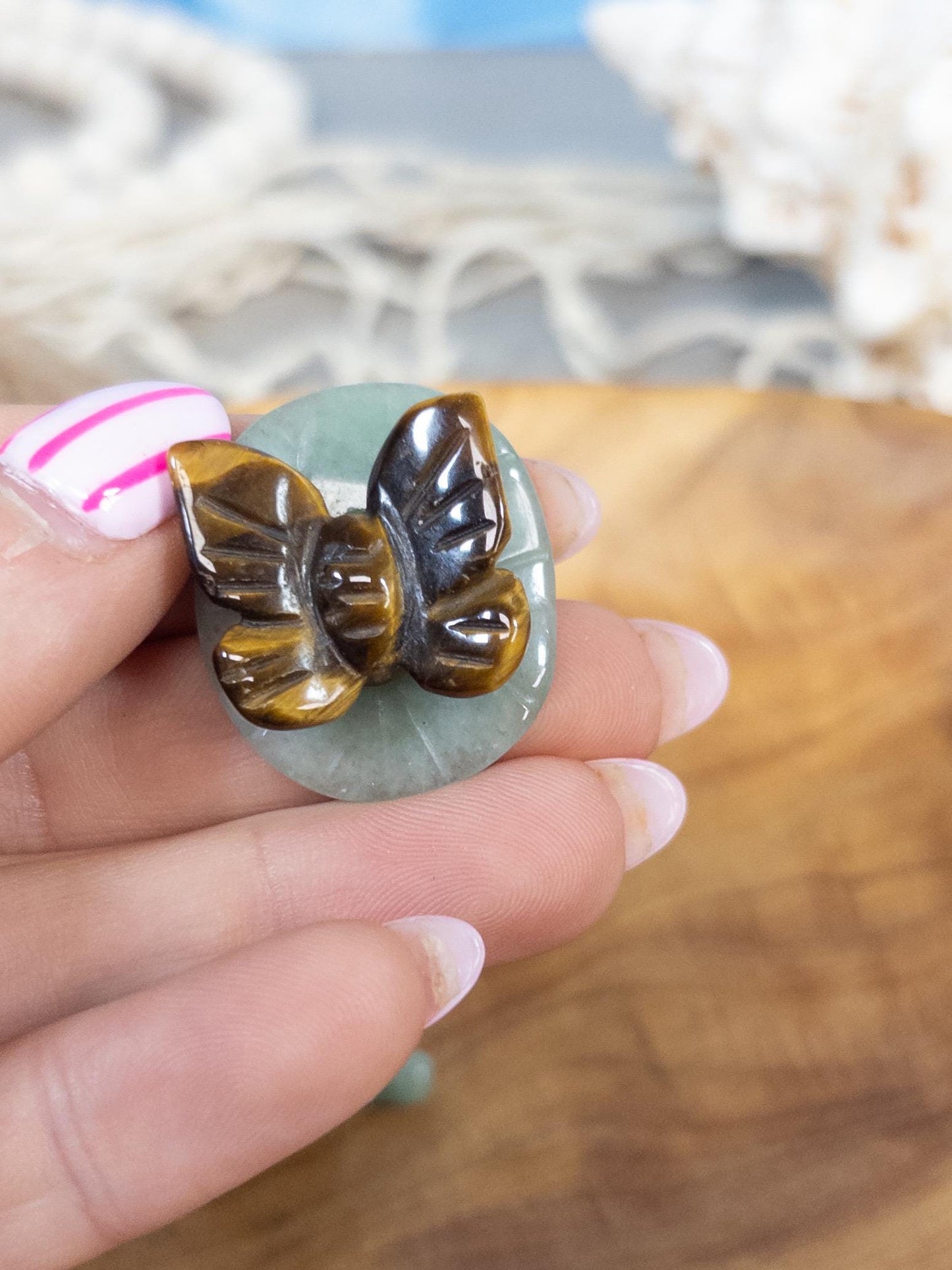 Intuitively chosen Butterfly Carving