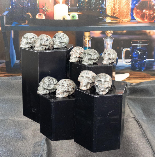 1 Small Yooperlite UV reactive Skull Carving